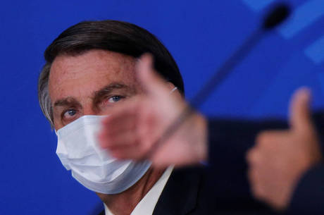 Bolsonaro avalia zerar imposto de itens da cesta básica