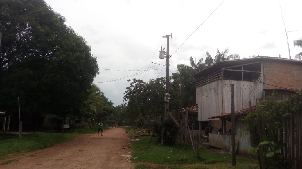 Energia é restabelecida na Vila Deus Proverá em Moju