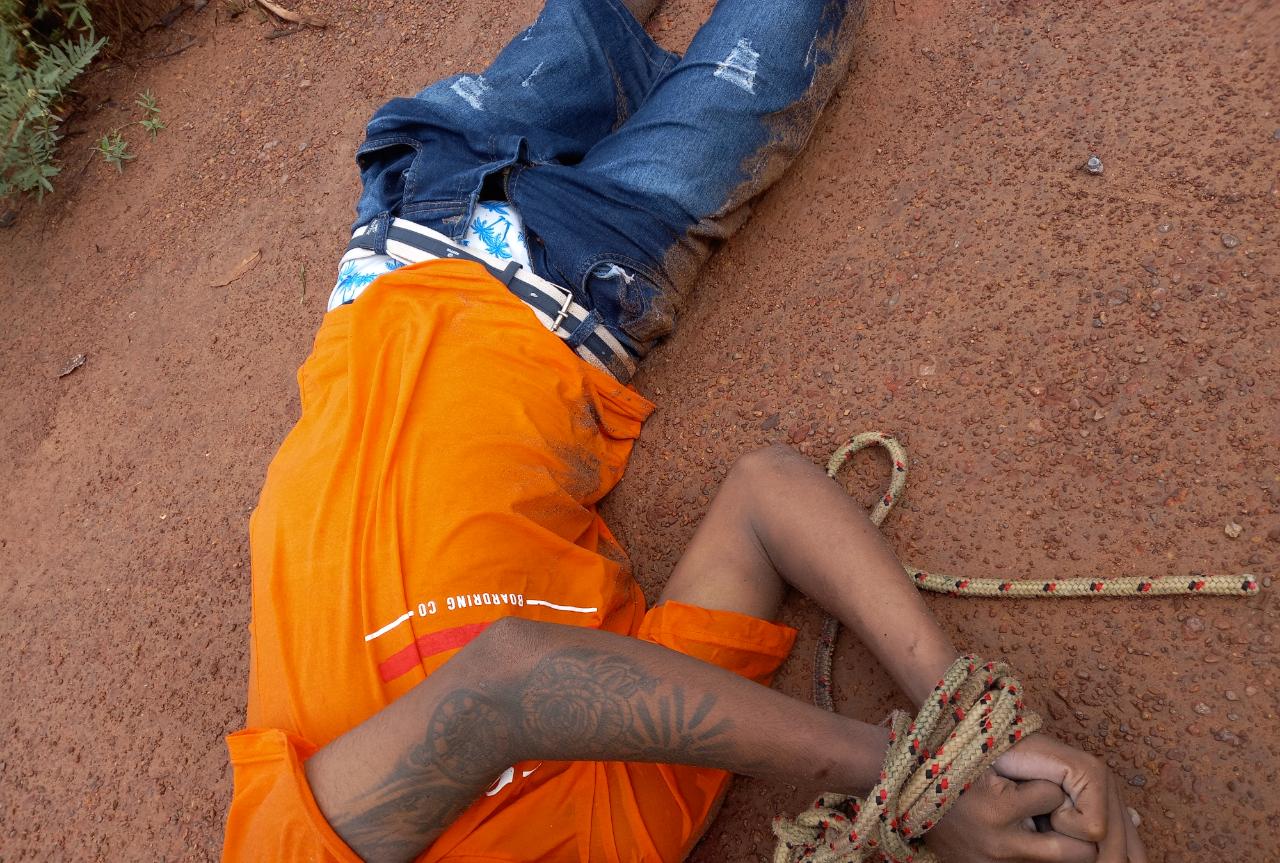 Corpo é encontrado com as mãos amarradas no ramal Urubuputaua