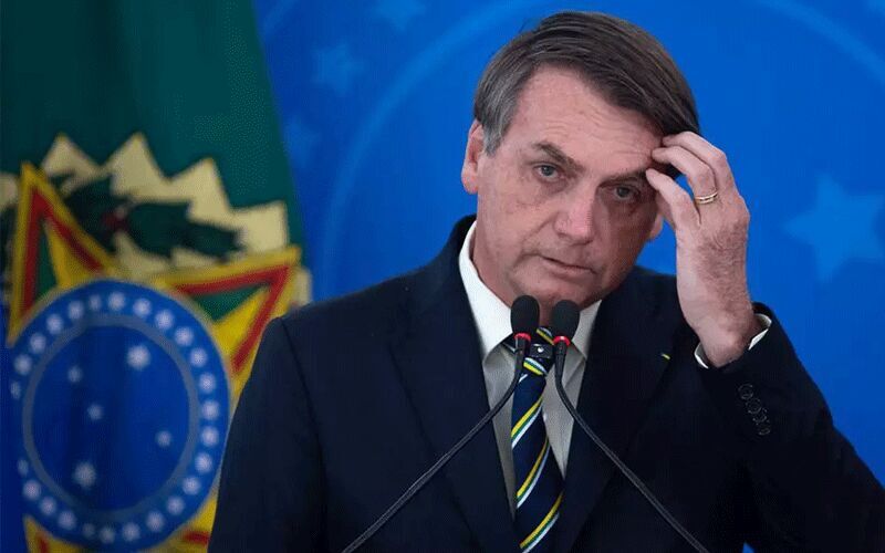 Bolsonaro pode parar no SPC por multa em motocada