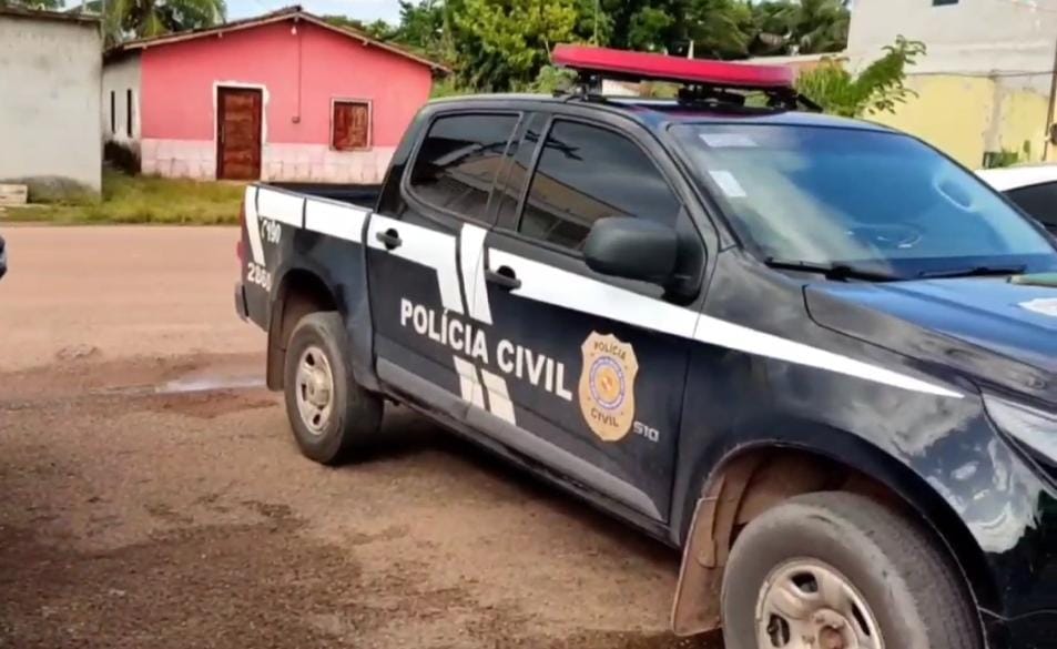 Duas pessoas são presas por desacato a Policiais por meio das redes sociais em Moju