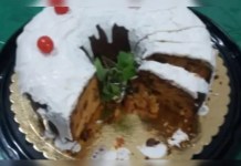 Presa mulher suspeita de envenenar bolo que matou 3 pessoas