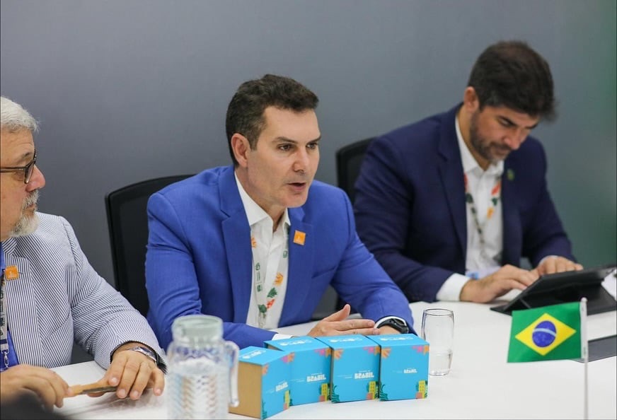 “Ou fortalecemos o federalismo climático agora, ou não haverá virada”, afirma Jader Filho na COP30