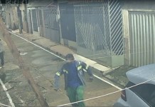 Homens são flagrados tentando arrombar casas no Marco, em Belém