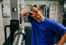 Dor no corpo na segunda-feira: por que é comum e como aliviar