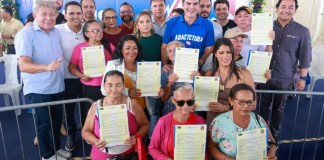 Pará avança na regularização fundiária com entrega de 500 títulos em Abaetetuba