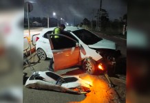 Motorista perde controle de veículo e colide contra canteiro central da Avenida das Palmeiras, em Moju