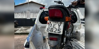 Moto com placa adulterada é apreendida e condutor é levado à delegacia em Moju