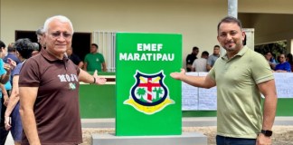 Prefeito Rubens Teixeira entrega mais uma escola reformada na PA-252 com novo padrão termoacústico