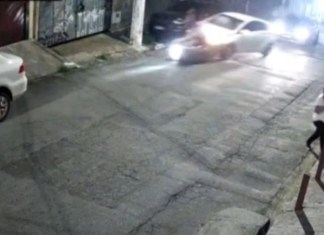 Ex-namorado atropela, arrasta mulher em moto e abandona carro em SP