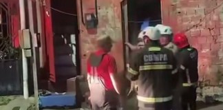 Incêndio atinge residência no bairro Curió-Utinga, em Belém