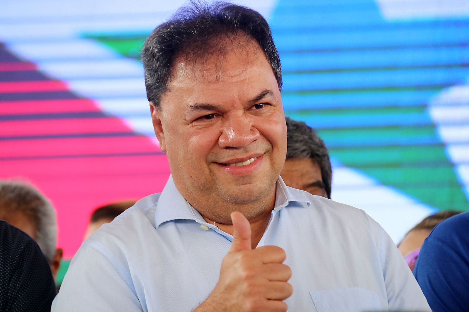 Articulação política e entregas sociais marcam a semana do presidente da Alepa