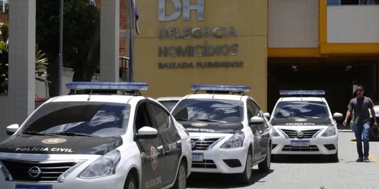 Jovem de 13 anos morre após ser encontrada com sinais de violência sexual no RJ