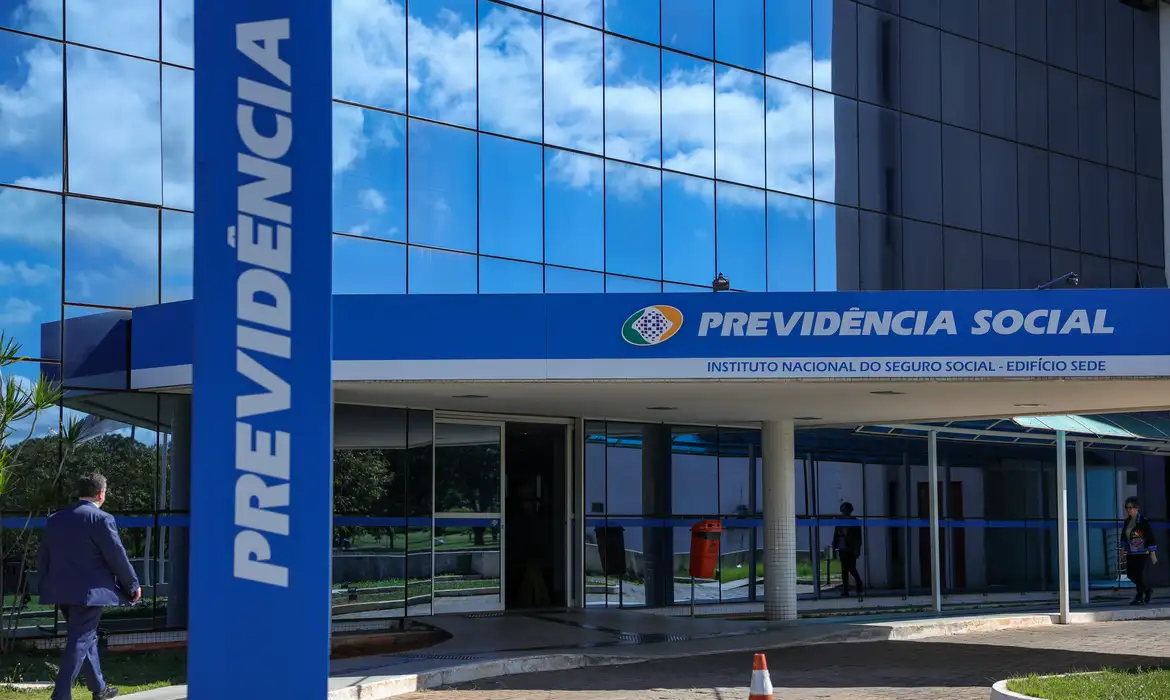 Mulheres vítimas de violência ganham benefício automático do INSS